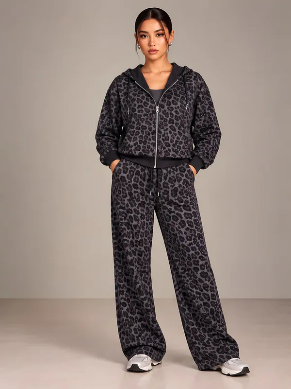 Grey leopard hoodie and wide trousers, front